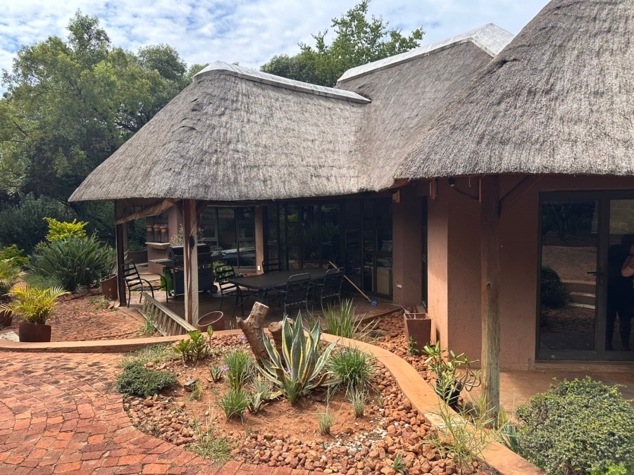 2 Bedroom Property for Sale in Kshane North West